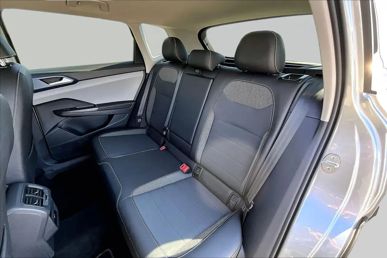 Volkswagen Taos снимка Volkswagen Taos