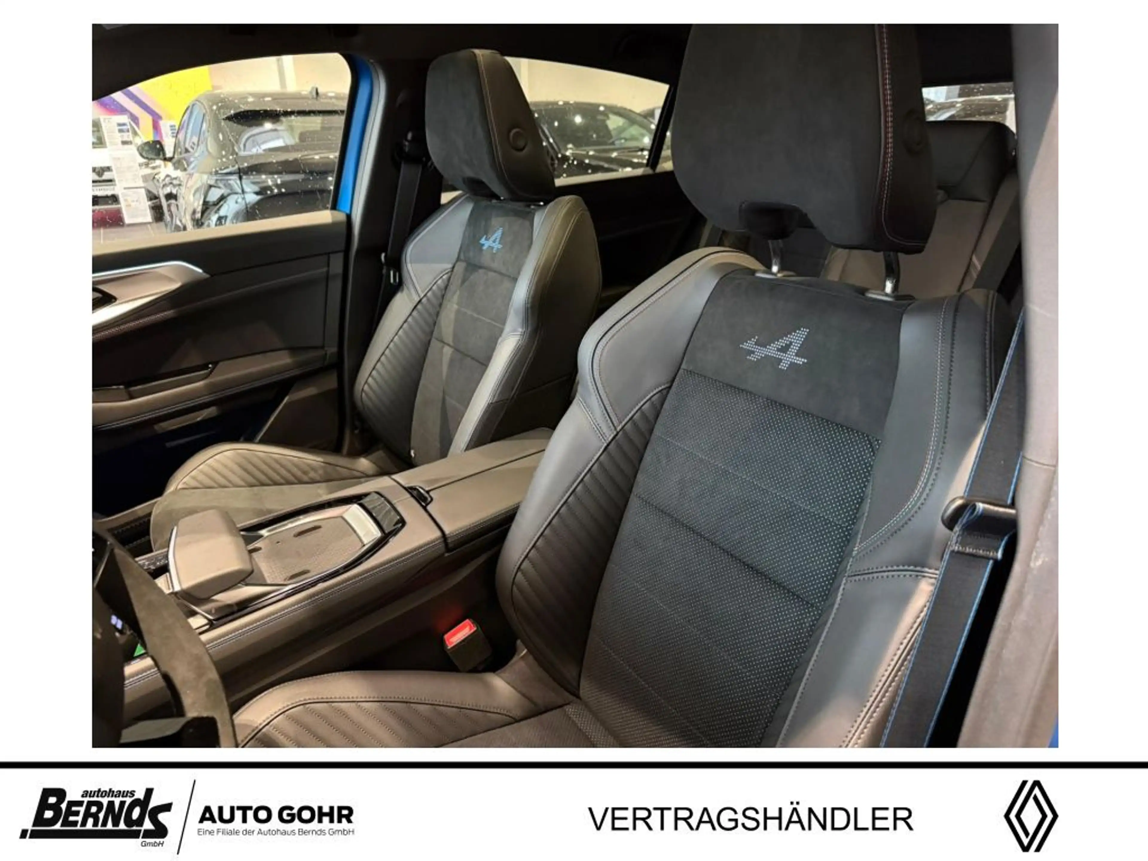 Renault Rafale E-Tech Plug-in Hybrid 4x4 Atelier Alpine PANO NAVI — photo 15