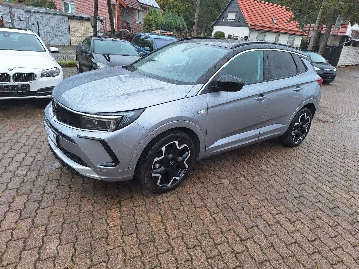 Opel Grandland X Grau - 2