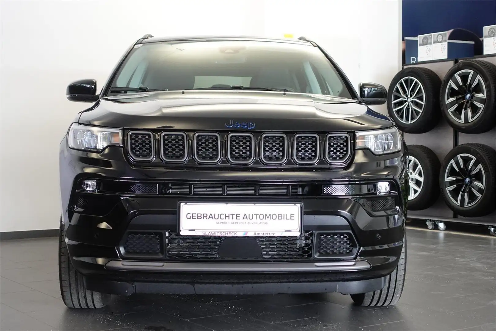 Jeep Compass 1.3 PHEV AT 4xe Schwarz - 2