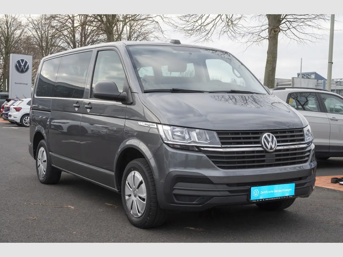 Volkswagen T6.1 Multivan 2.0 TDI FWD Family Kamera, 6-Si Grau - 2