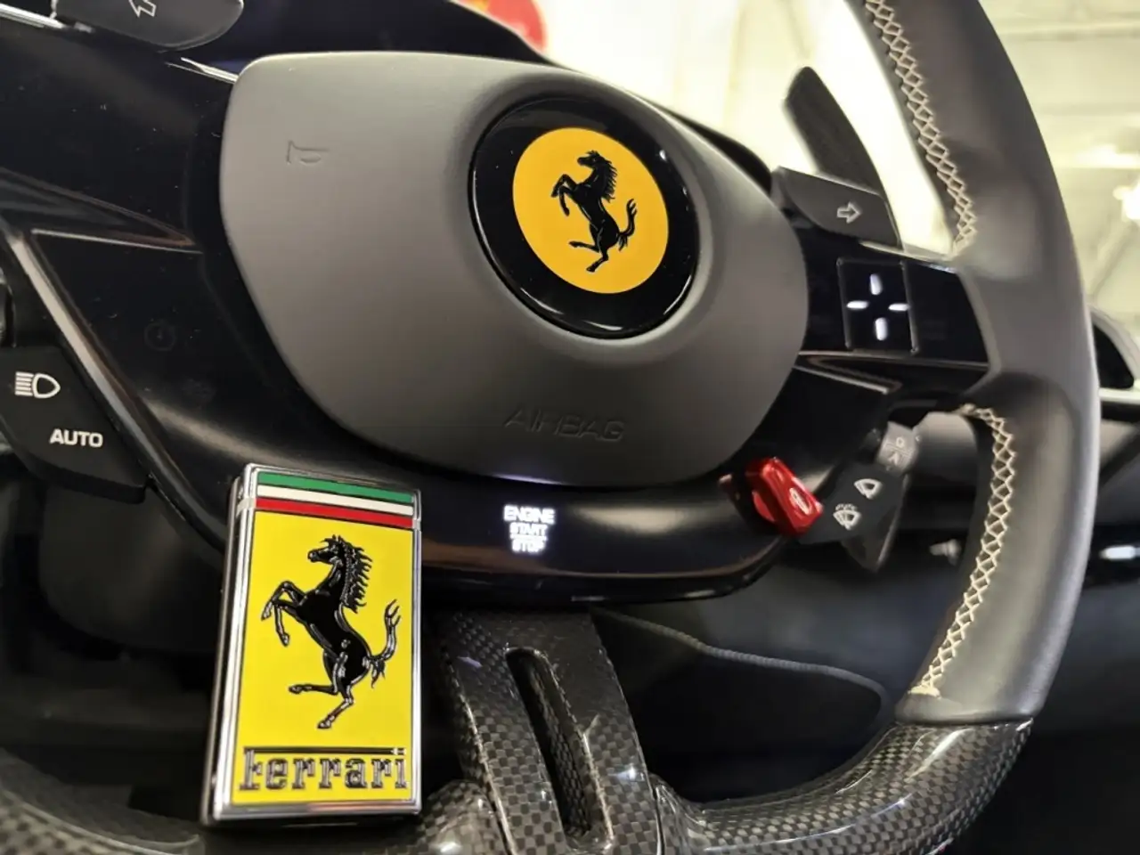 Ferrari 296 GTB снимка Ferrari 296 GTB