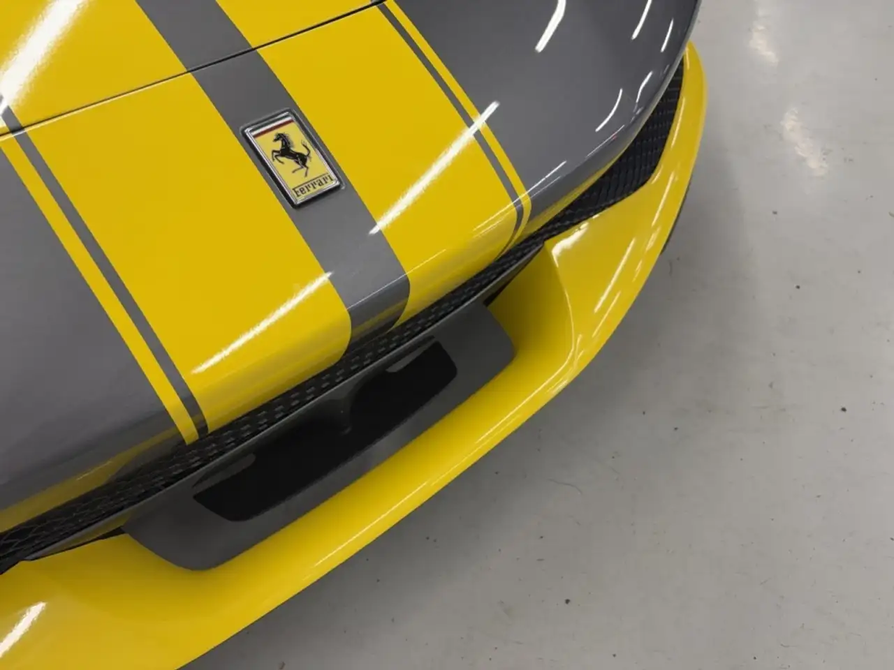 Ferrari 296 GTB снимка Ferrari 296 GTB