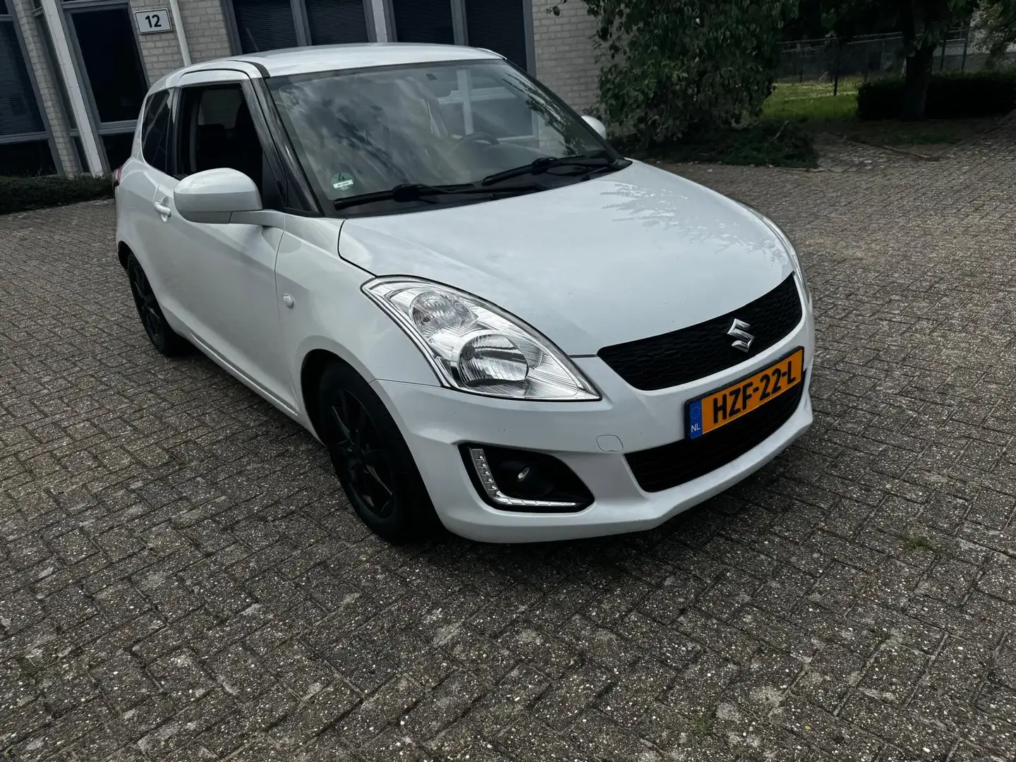 Suzuki Swift 1.2 Comfort EASSS Fehér - 2