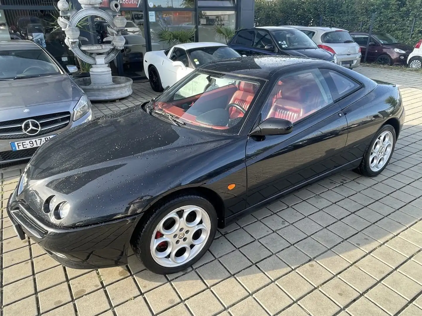 Alfa Romeo GTV 2.0 155CH TWIN SPARK 16V Schwarz - 2