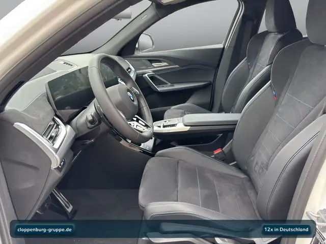 BMW X2 view 12