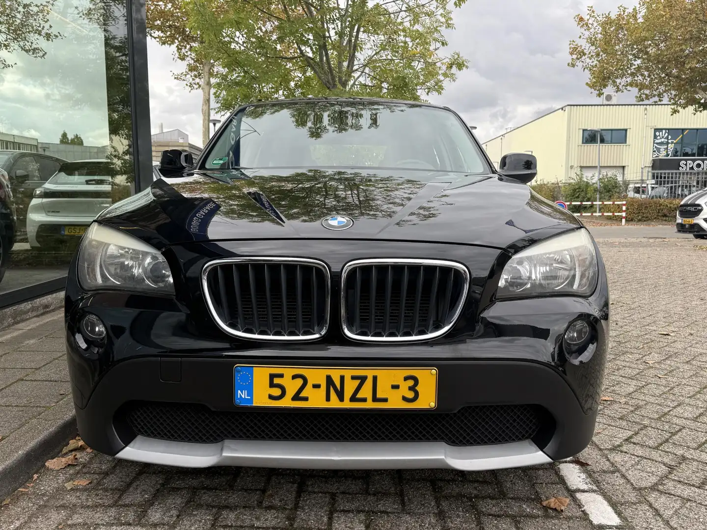 BMW X1 sDrive18i Noir - 2