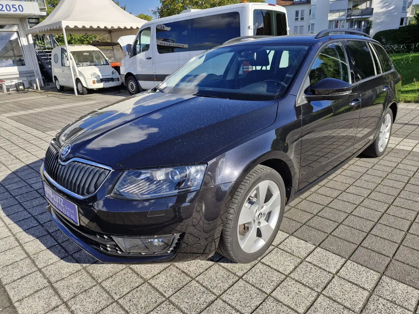 Skoda Octavia Combi Joy - Bi Xenon - AHK Schwarz - 2
