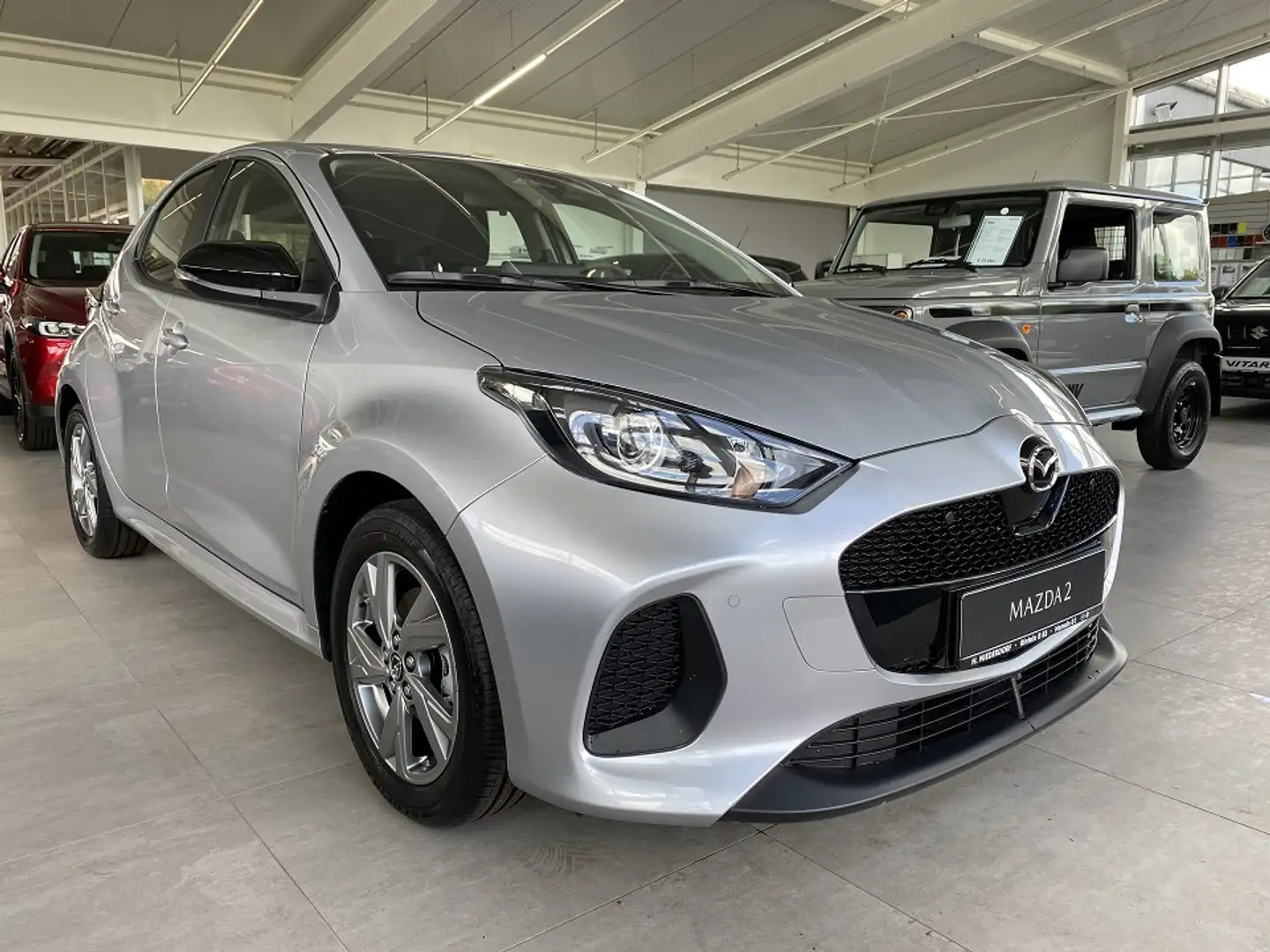Mazda 2 Hybrid 1.5 Exclusive AUTOMATIK PDC, SHZ, Android & Silber - 1