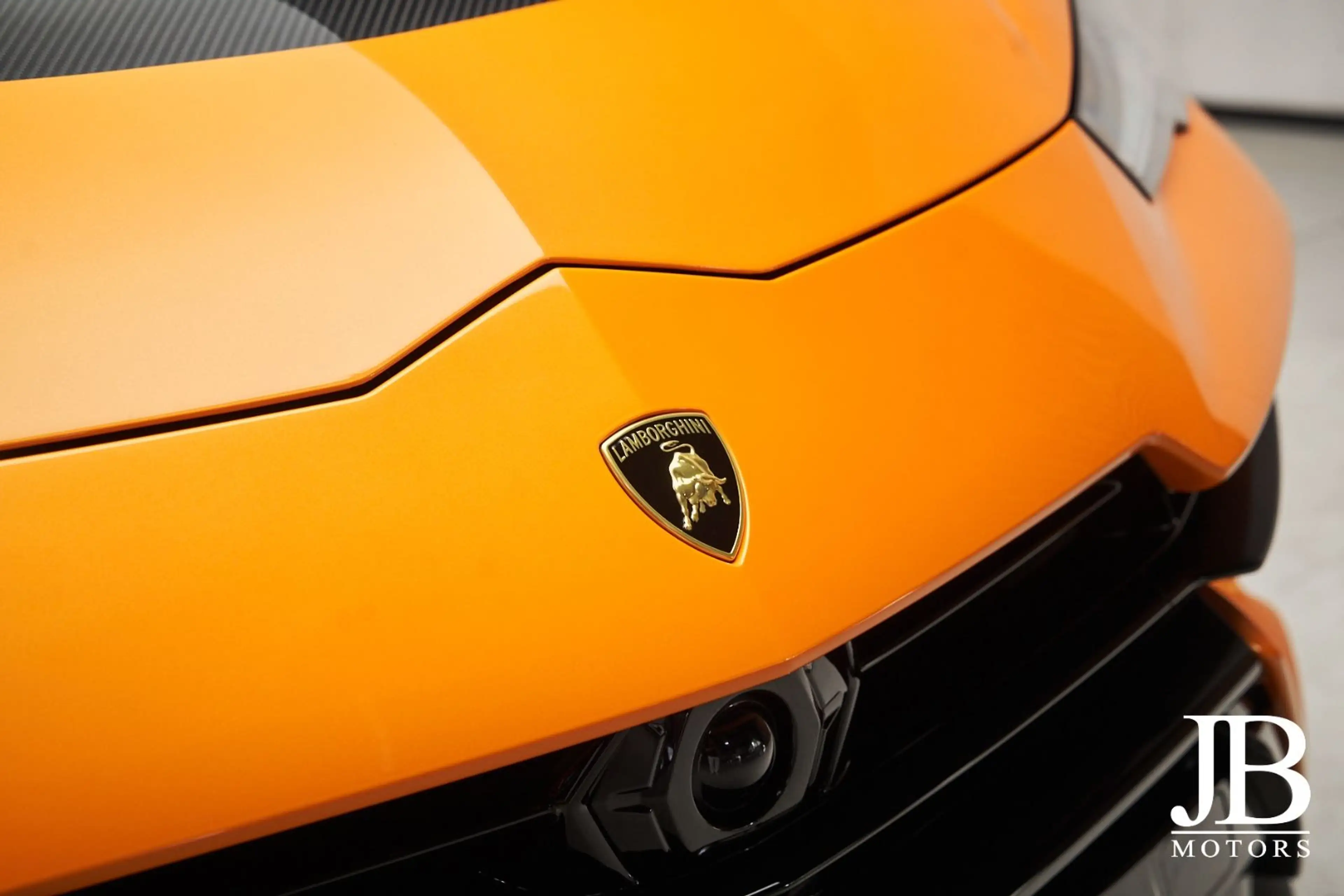 Lamborghini Urus Performante Carbon Head-Up Akrapovic — photo 8
