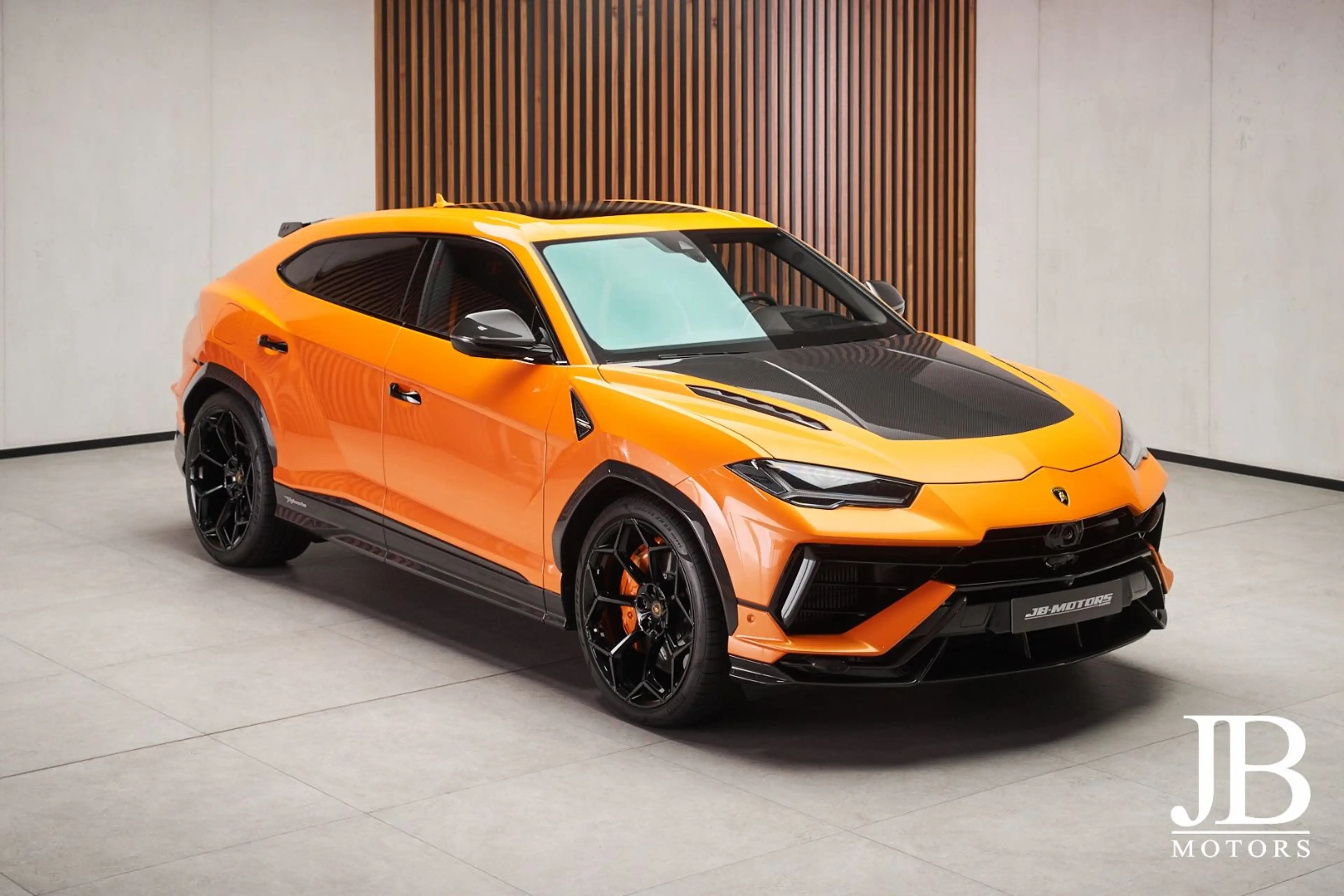 Lamborghini Urus Performante Carbon Head-Up Akrapovic