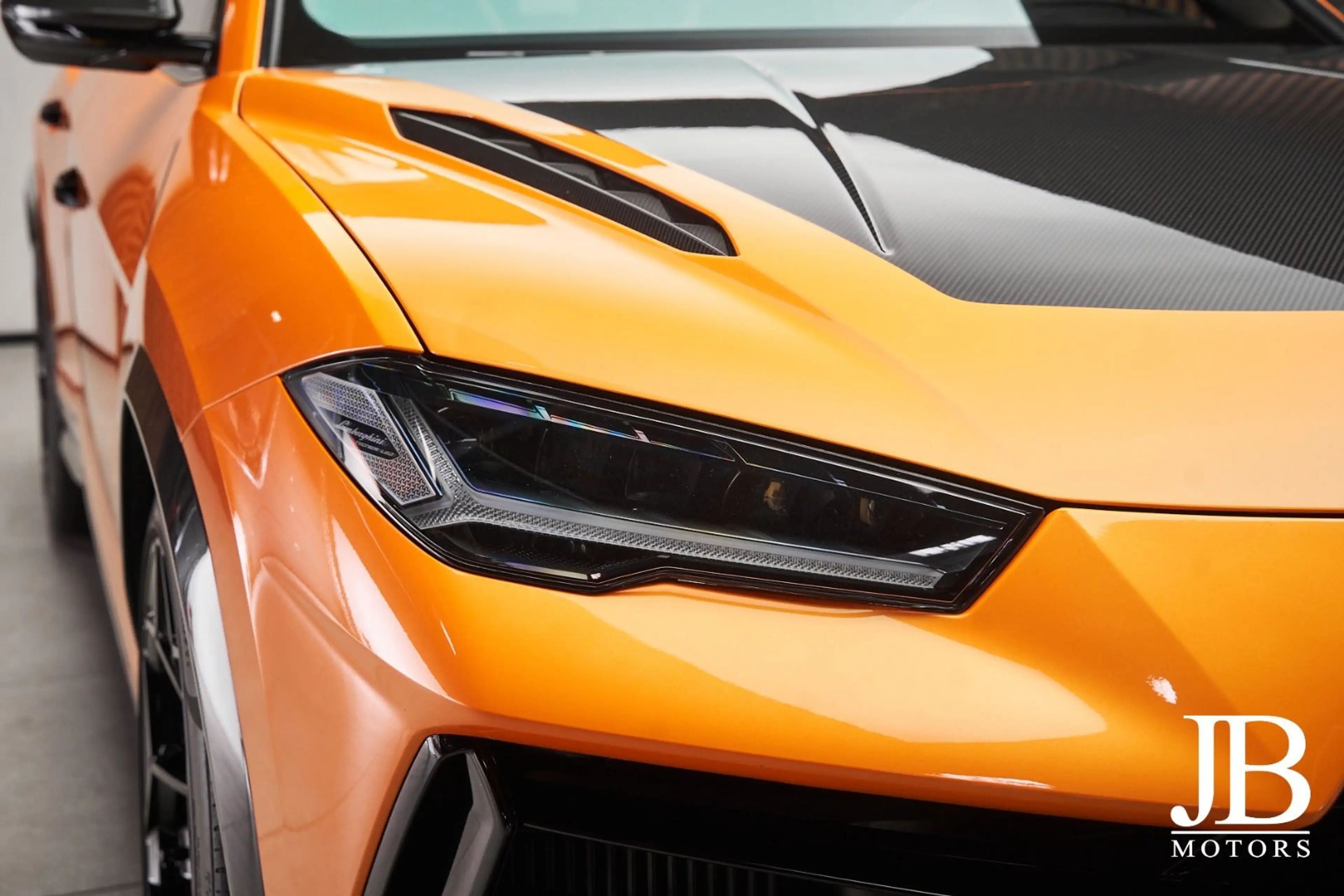 Lamborghini Urus Performante Carbon Head-Up Akrapovic — photo 7