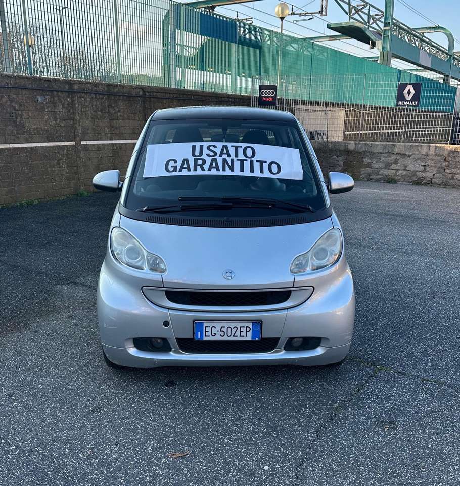 smart forTwo fortwo 52 kW MHD coupé White Tailor Made