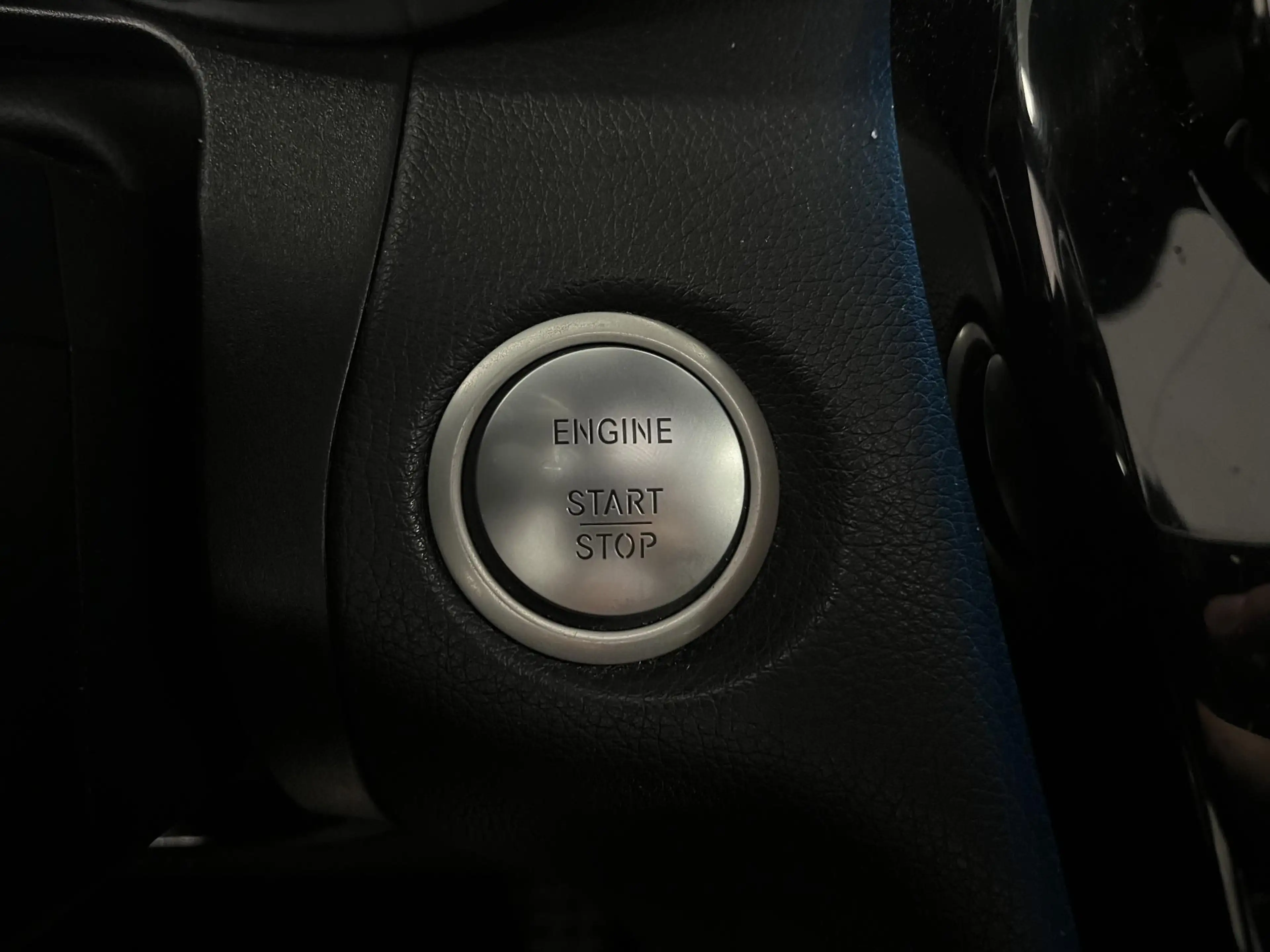 Mercedes-Benz GLC 350 350e 4MATIC Premium Plus AMG-Line exterieur | Pano — photo 44