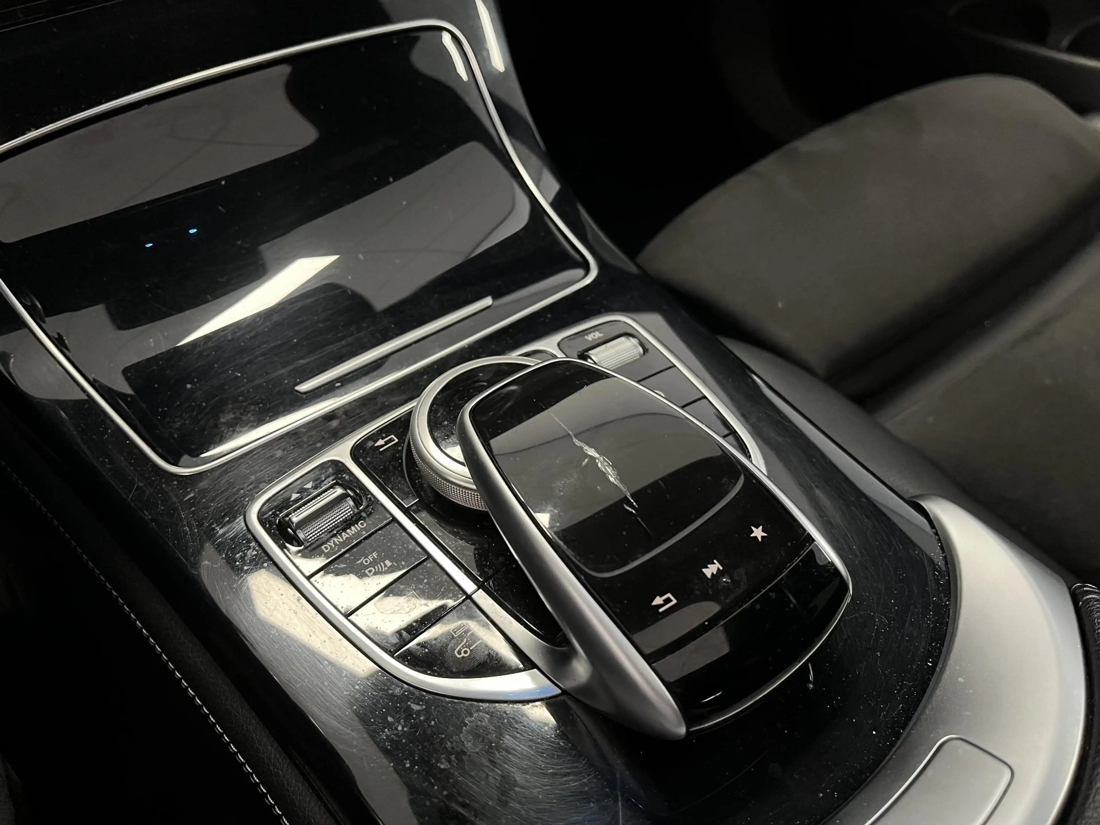 Mercedes-Benz GLC 350 350e 4MATIC Premium Plus AMG-Line exterieur | Pano — photo 49