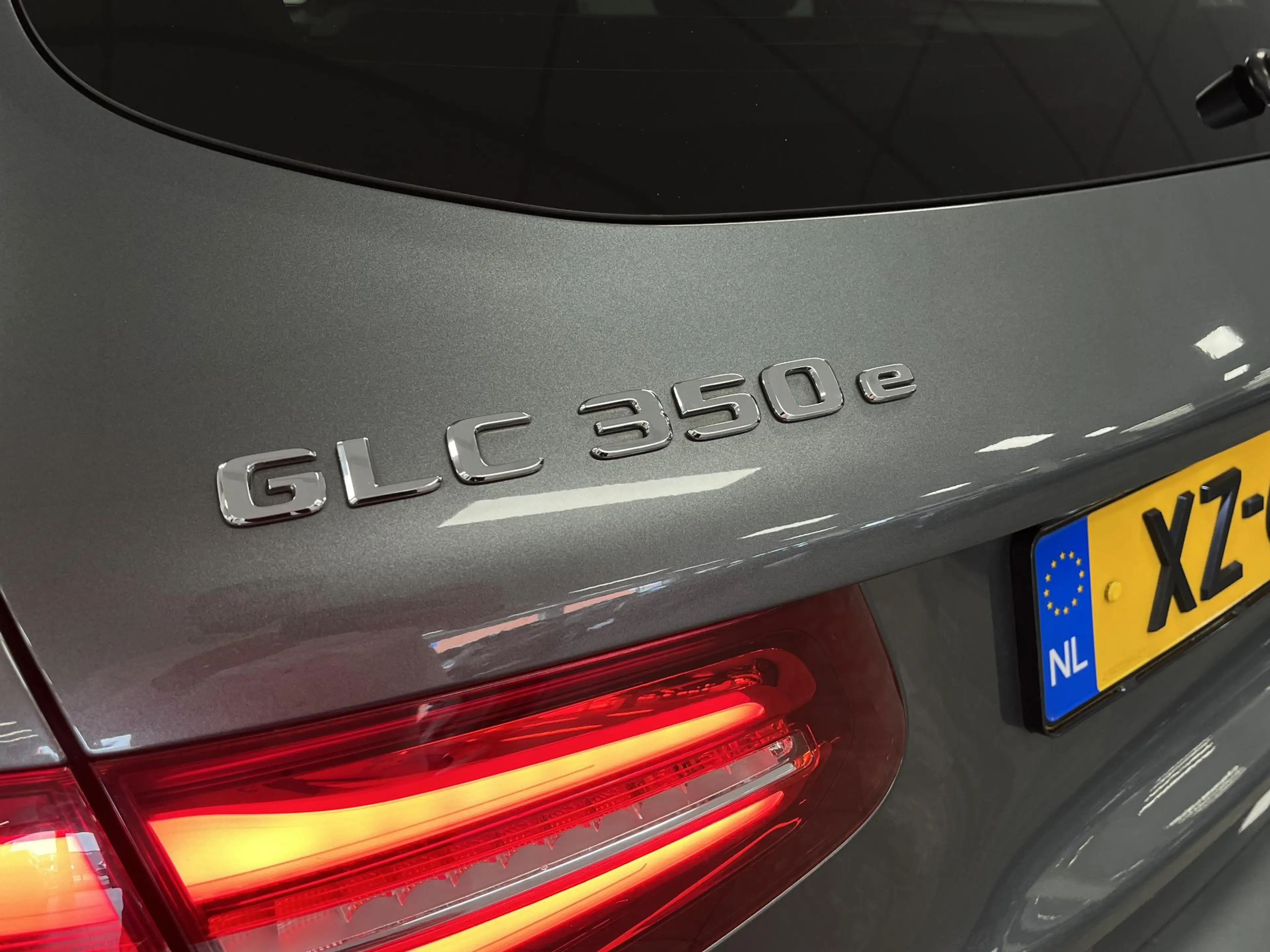 Mercedes-Benz GLC 350 350e 4MATIC Premium Plus AMG-Line exterieur | Pano — photo 32