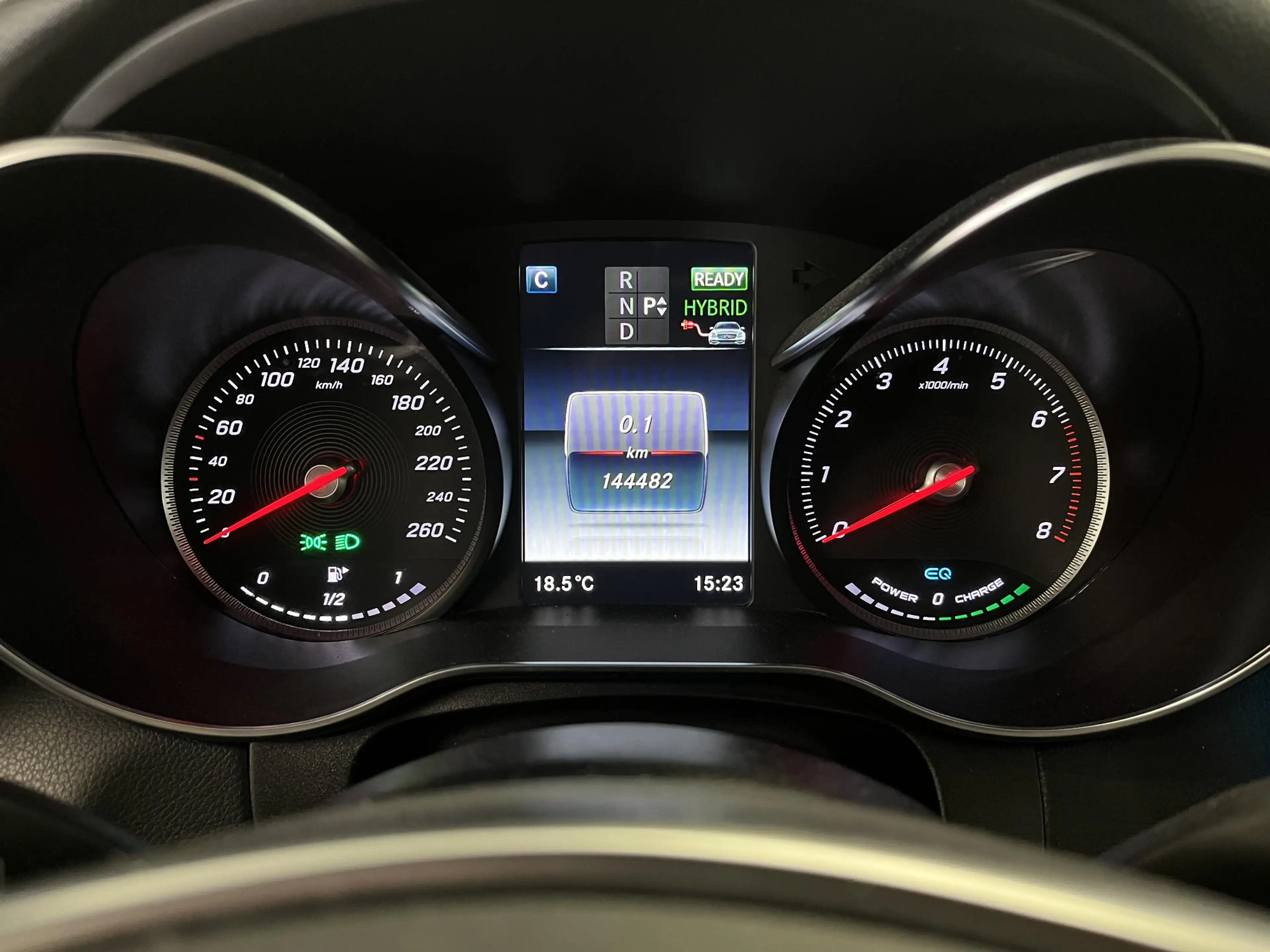 Mercedes-Benz GLC 350 350e 4MATIC Premium Plus AMG-Line exterieur | Pano — photo 4