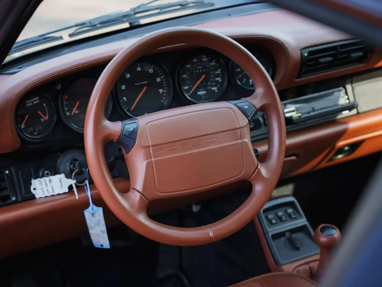 Porsche 964 Carrera 2 Cabriolet â Midnight Blue Metallic, foto 6