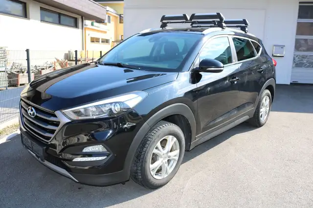 Hyundai TUCSON 1,7 CRDI Start-Stopp Edition 25