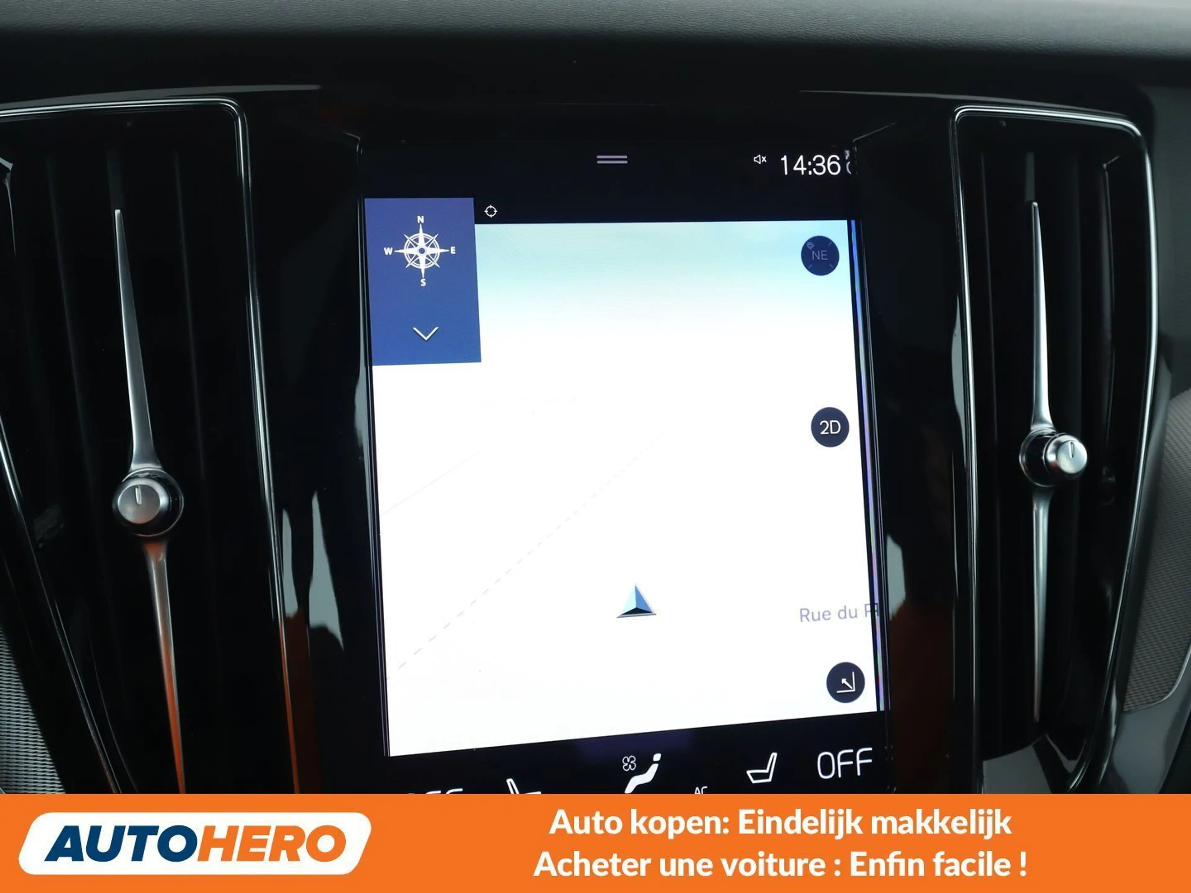 Volvo S60 2.0 B3 Mild-Hybrid R-Design — photo 9