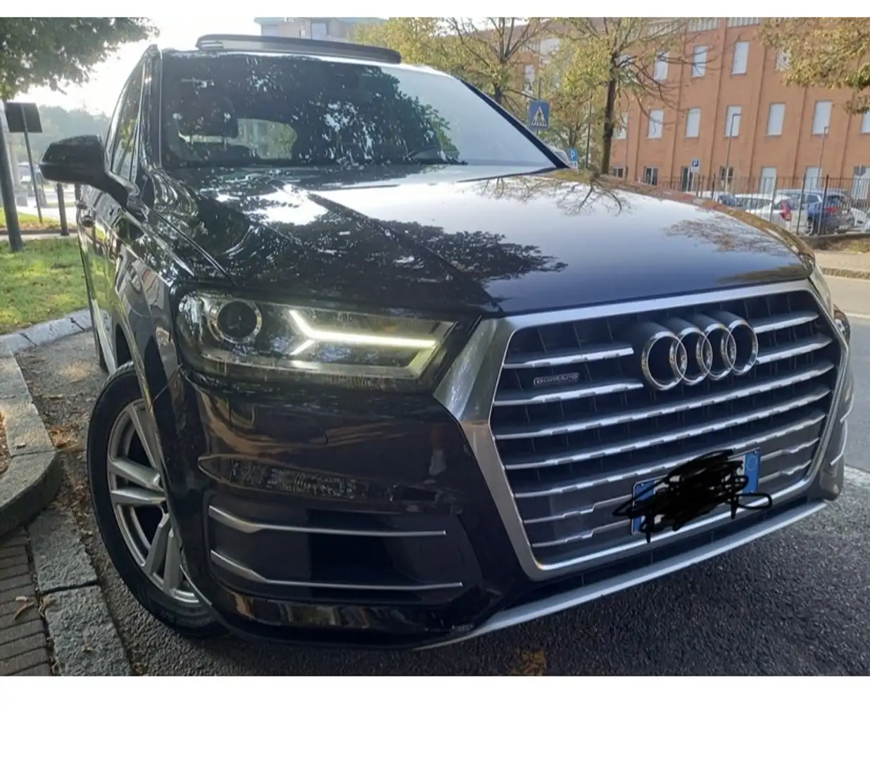 Audi Q7 S-Line Fekete - 1
