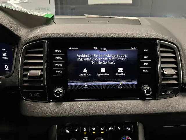 Skoda Karoq view 22