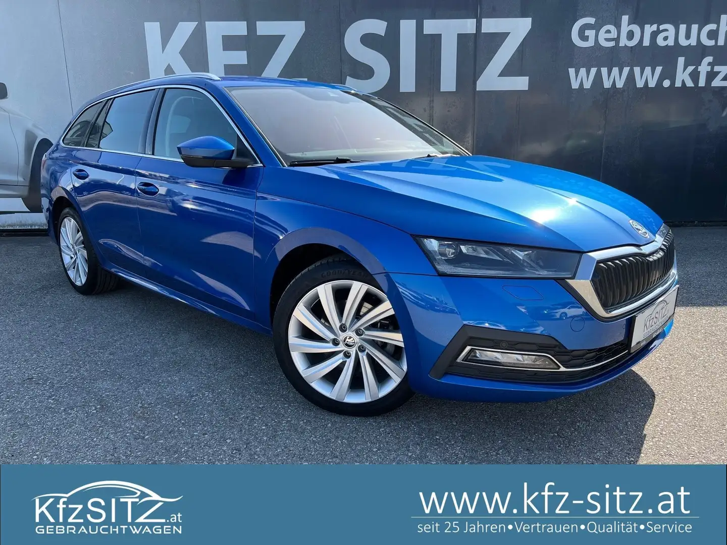 Skoda Octavia Combi 2,0 TDI Style DSG | NP: €46.700 Blau - 1