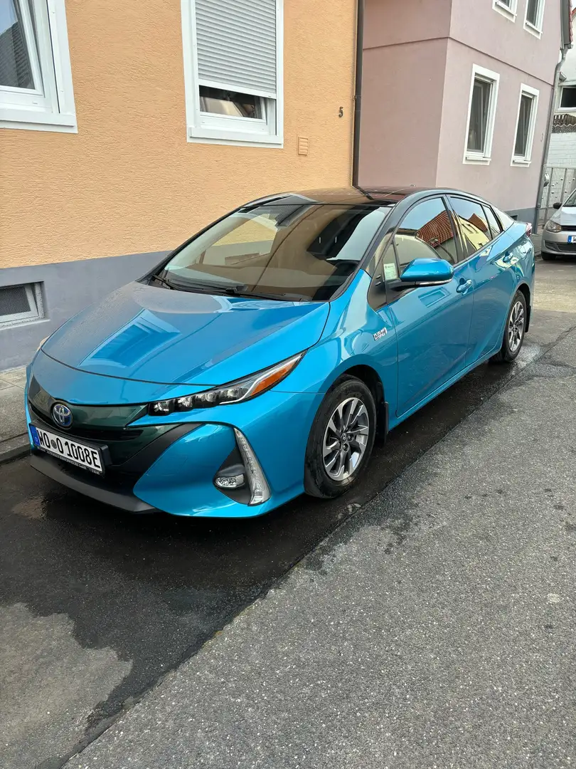 Toyota Prius Plug-in Hybrid Solar Синій - 1