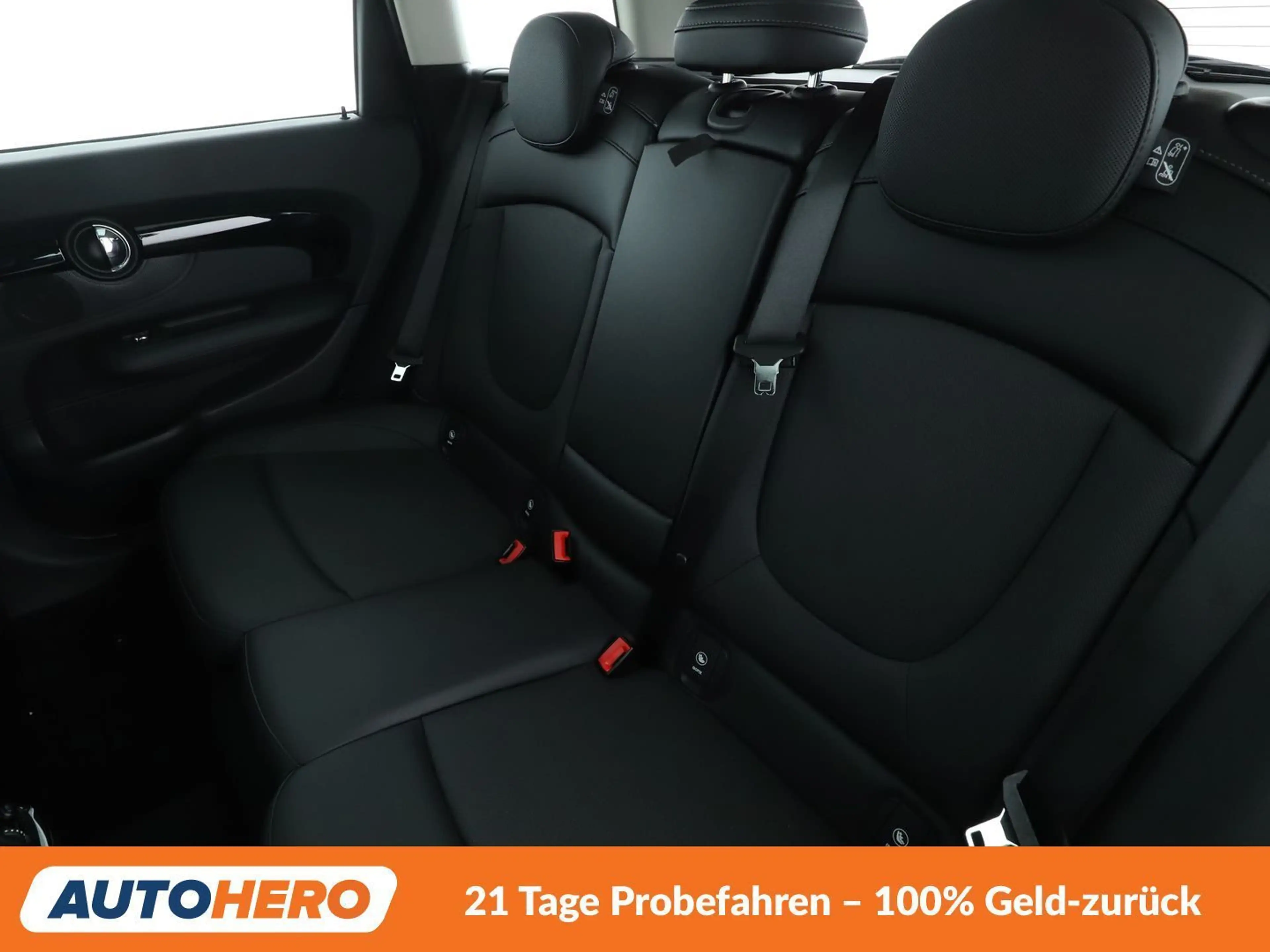MINI Cooper S Clubman Cooper S Classic Trim Aut.*NAVI*ACC*HUD*PDC* — photo 14