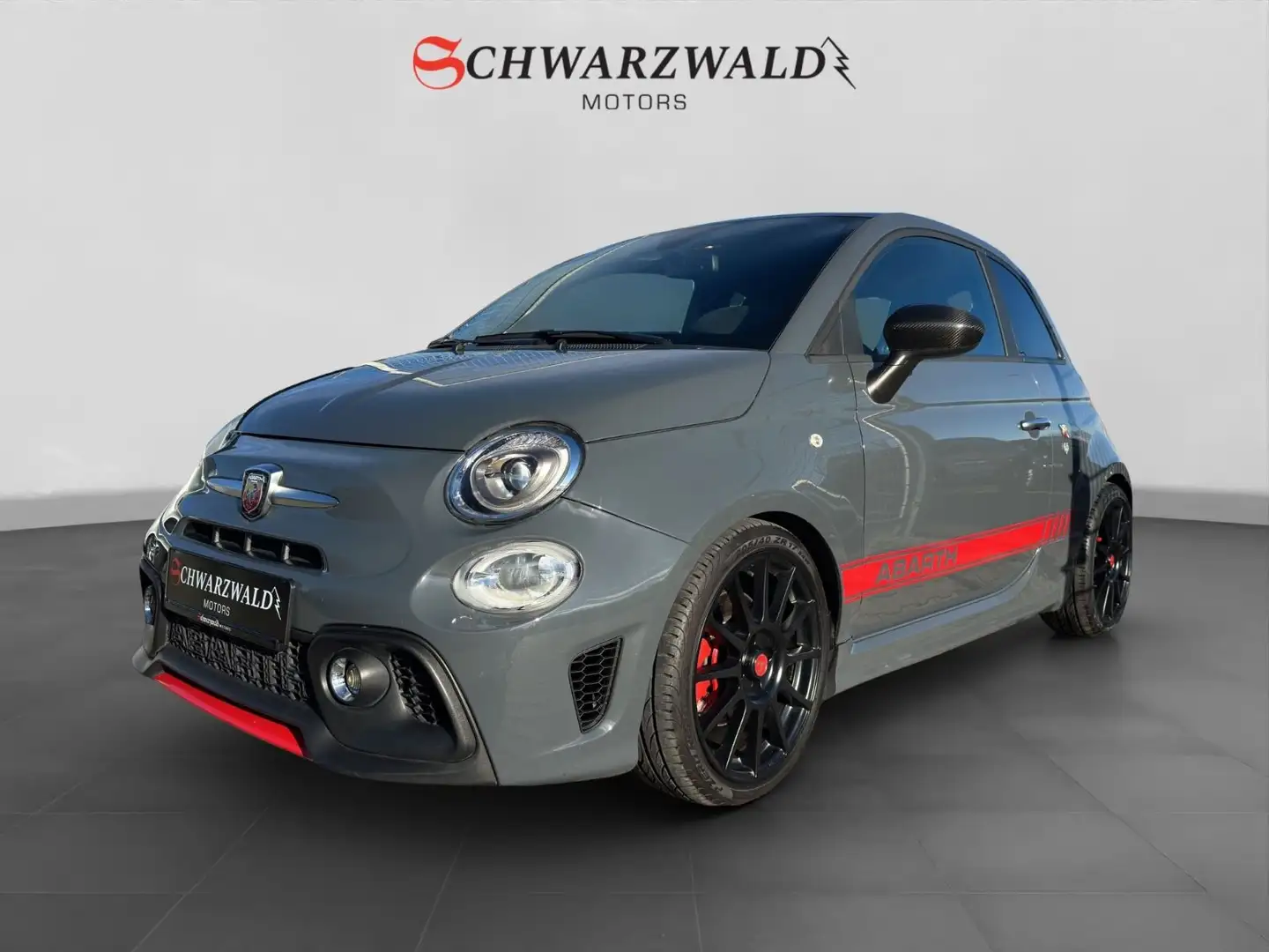 Abarth 500 695 XSR Yamaha Akrapovic Panorama Beats Audio Grau - 1