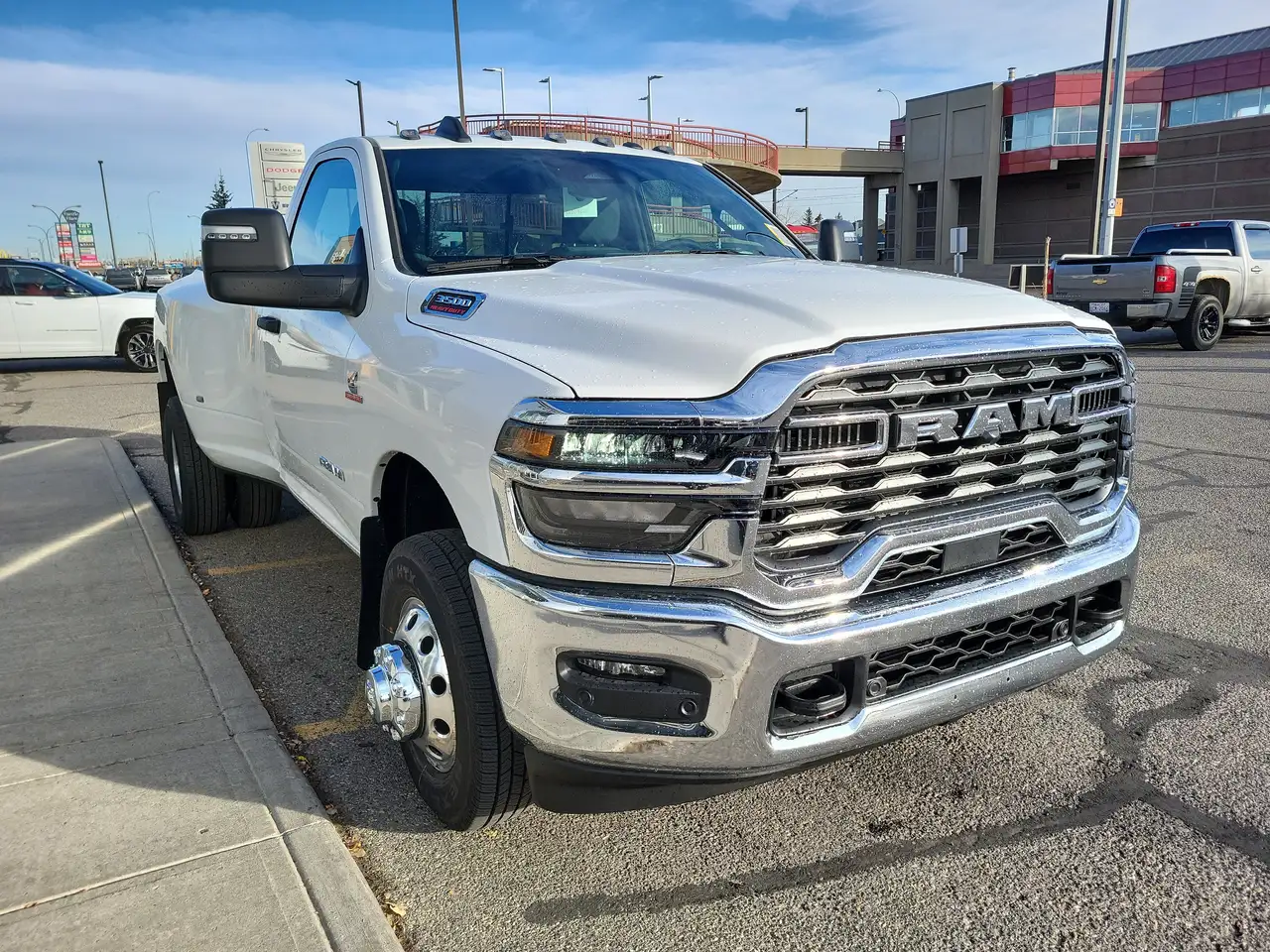 RAM 3500 снимка RAM 3500