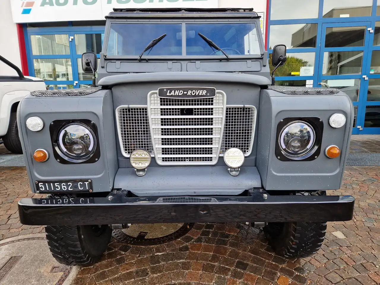 Land Rover Series III 88 D 2.3D completely restored, foto 2