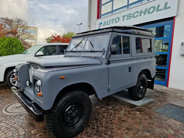 Land Rover Series III 88 D 2.3D completely restored