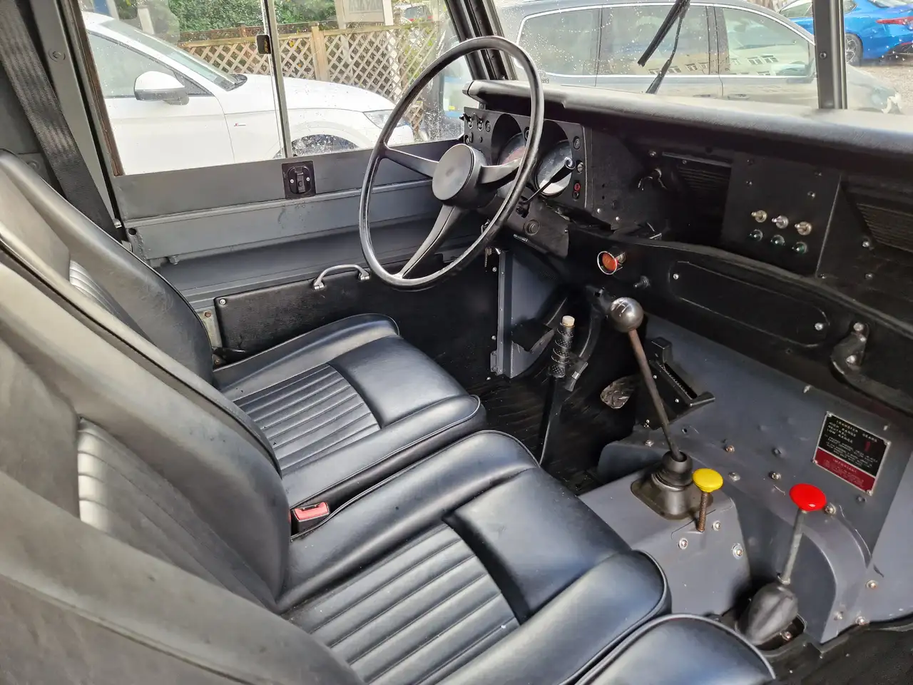 Land Rover Series III 88 D 2.3D completely restored, foto 9