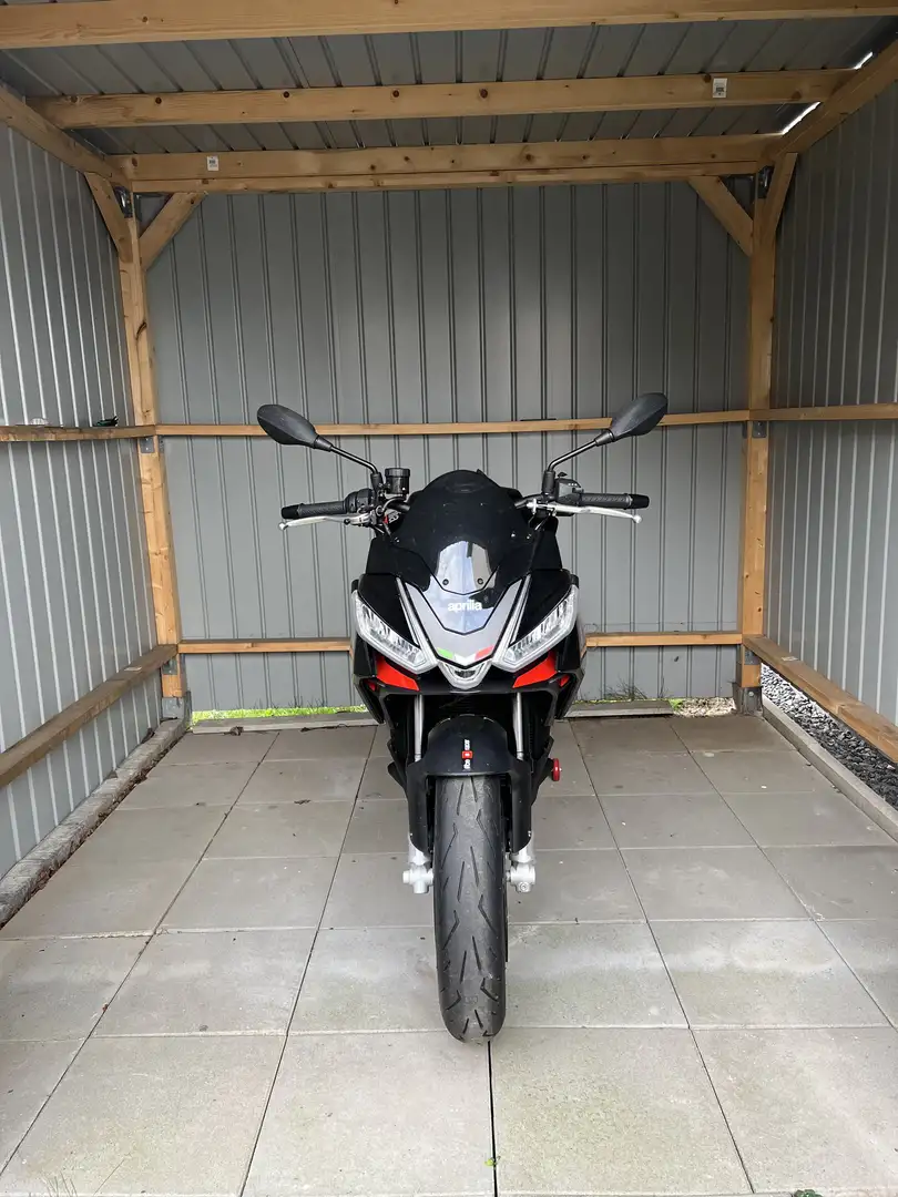 Aprilia Tuono 660 Factory Negru - 1