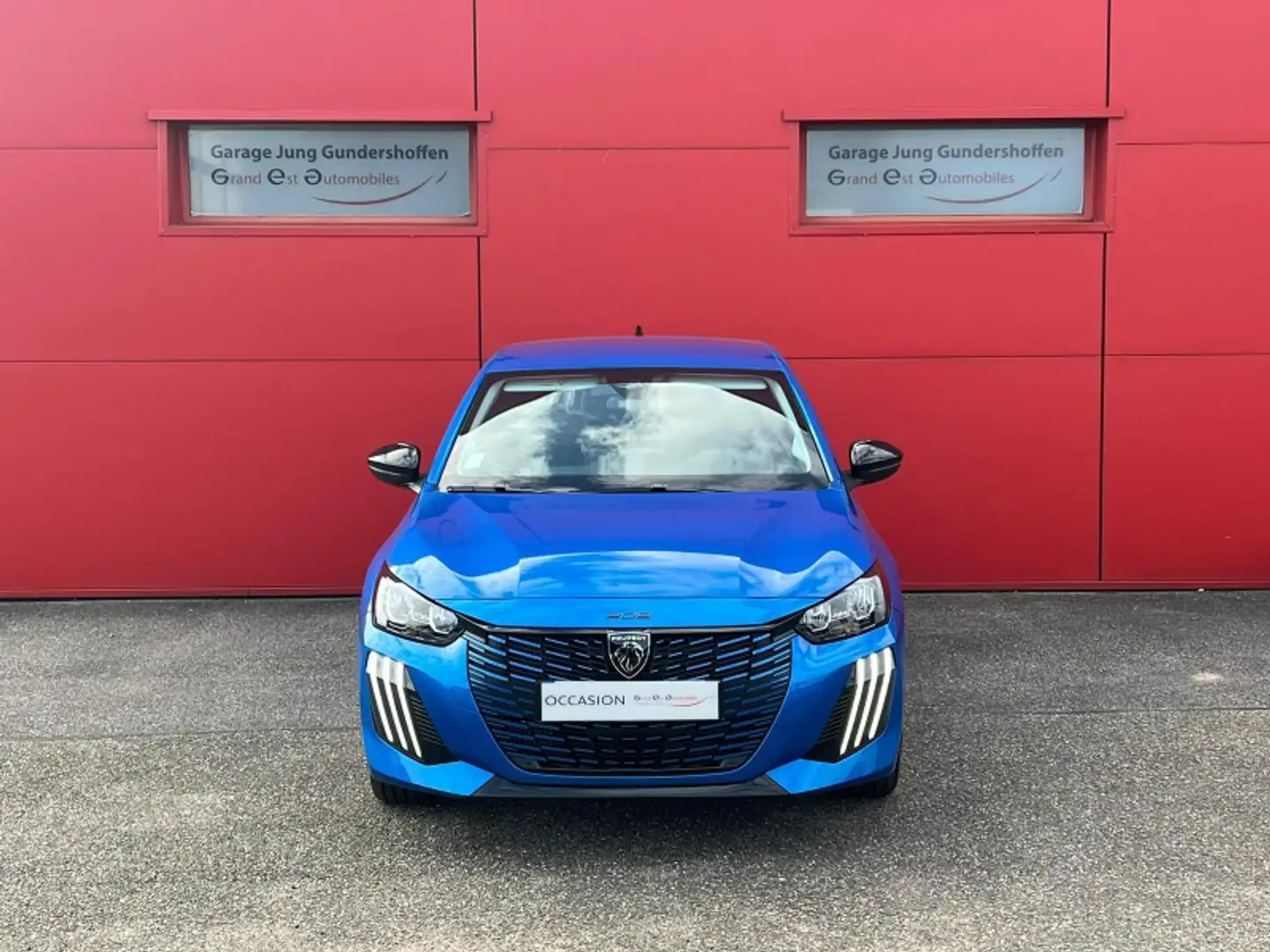 Peugeot 208 1.2 Hybrid 100ch Allure e-DCS6 / Eligible LOA Bleu - 2