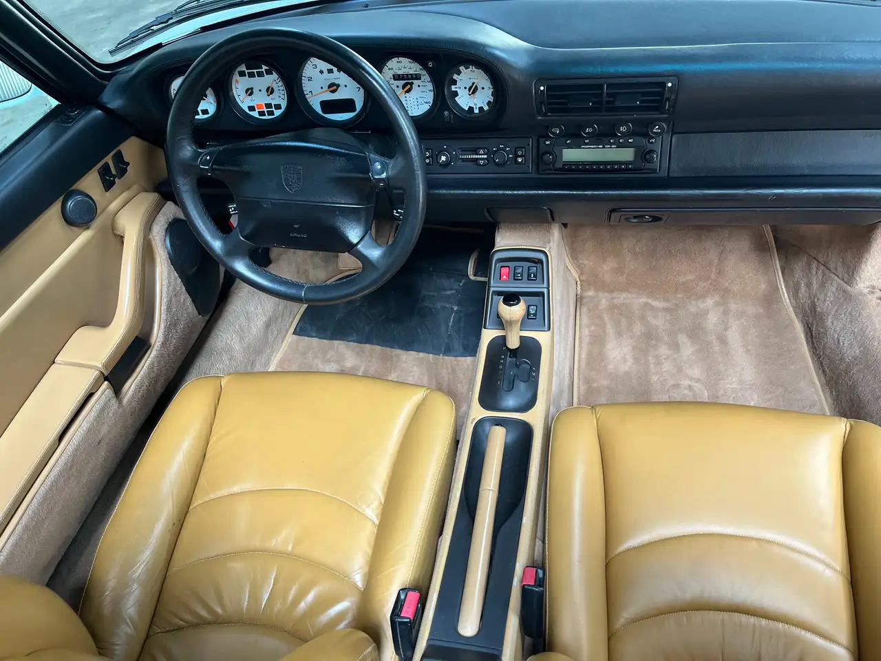 Porsche 993 3.6i Carrera Tiptronic, foto 6