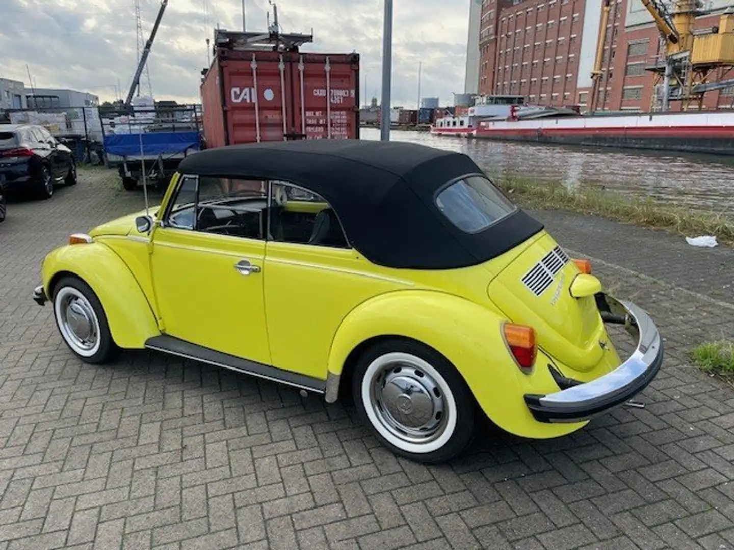 Volkswagen Kever 1303 Cabriolet, 1974 Žlutá - 2