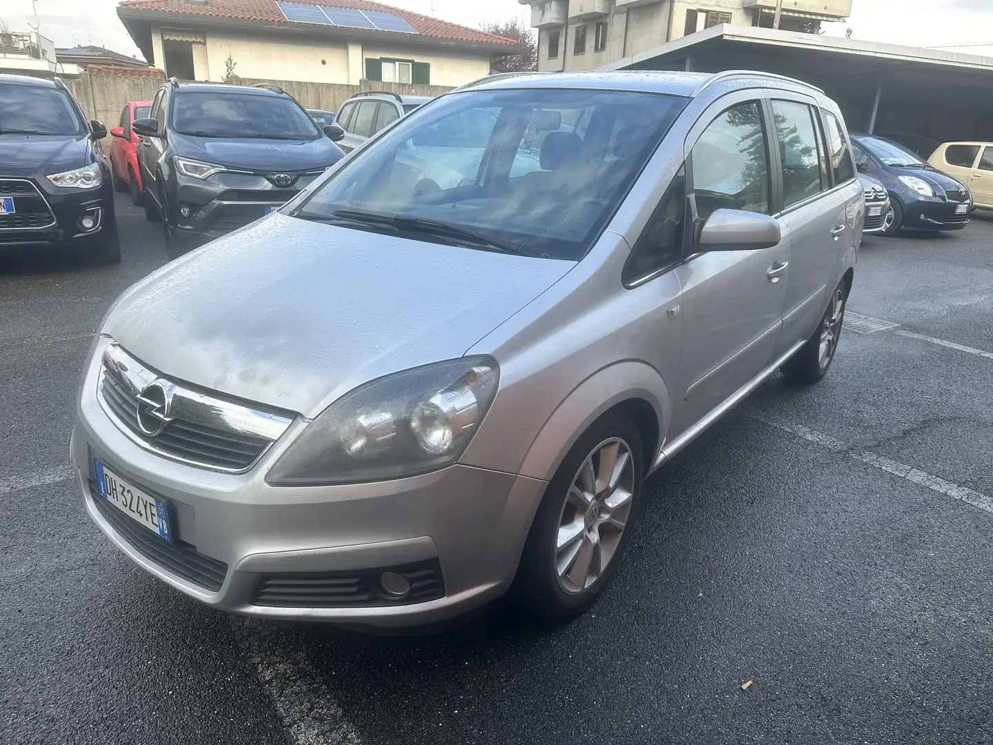 Opel Zafira 1.6 benzina Cosmo 105cv / 7 posti Argento - 1
