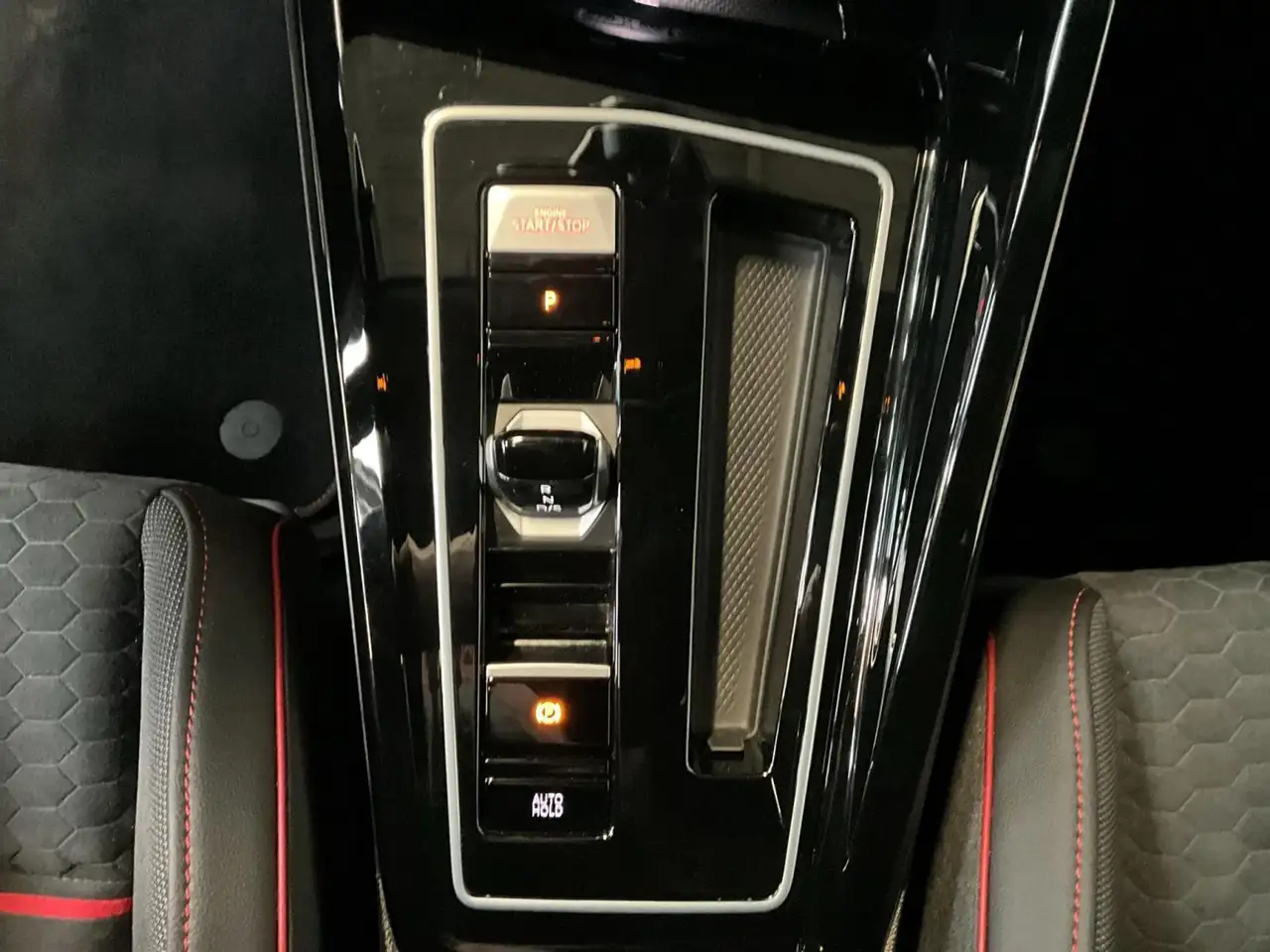 Volkswagen Golf GTI+Clubsport+DSG+Led+LM19+DAB 12