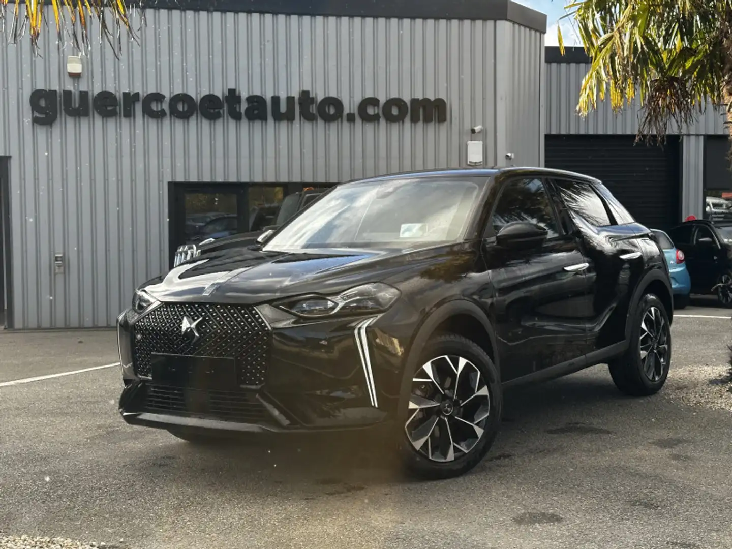 DS Automobiles DS 3 1.5 BLUEHDI 130CH OPERA AUTOMATIQUE Noir - 2