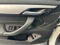 BMW X1 sDrive18d Advantage Aut. Weiß - thumbnail 8