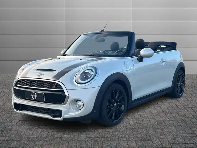 MINI Cooper SD Cabrio 2.0 Cooper SD auto