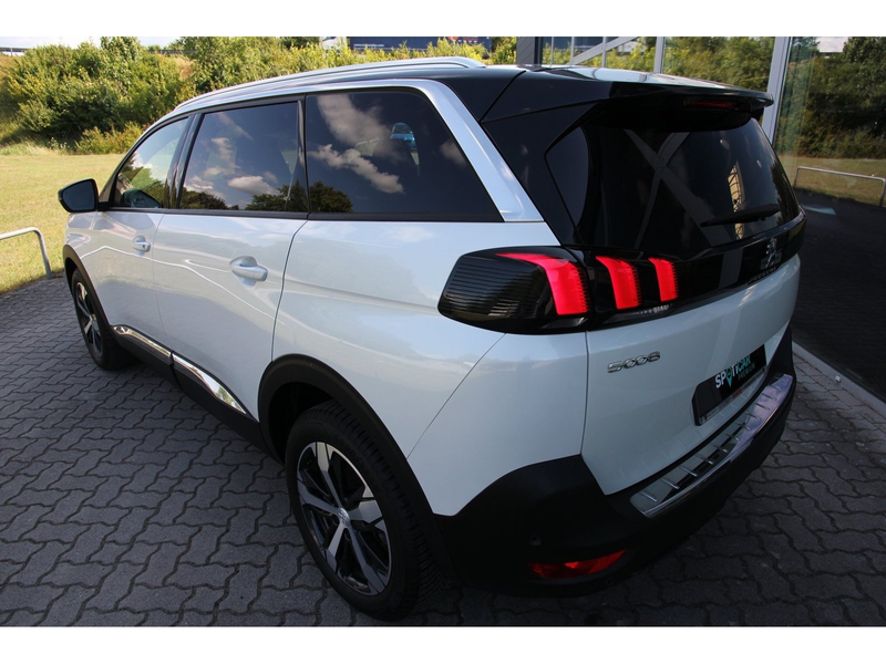 Peugeot 5008 Allure Pack PT 130 EAT8 7-Sitze Navi SHZ AC — photo 4