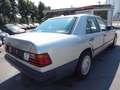 Mercedes-Benz 230 E /Automatik Getriebe / 1 Hand/ Tüv/ Neu Stříbrná - thumbnail 6
