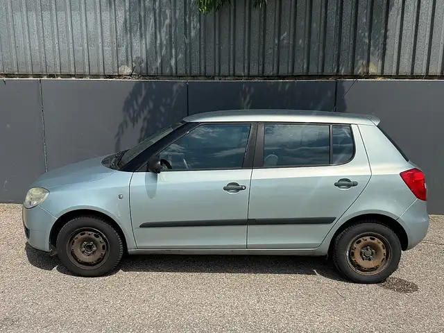 Skoda Fabia view 2