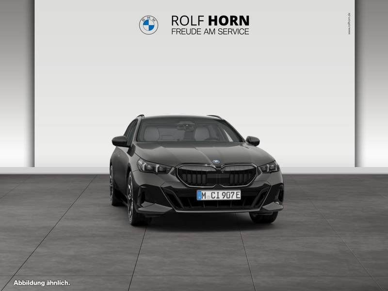 BMW 550 e xDrive — photo 10