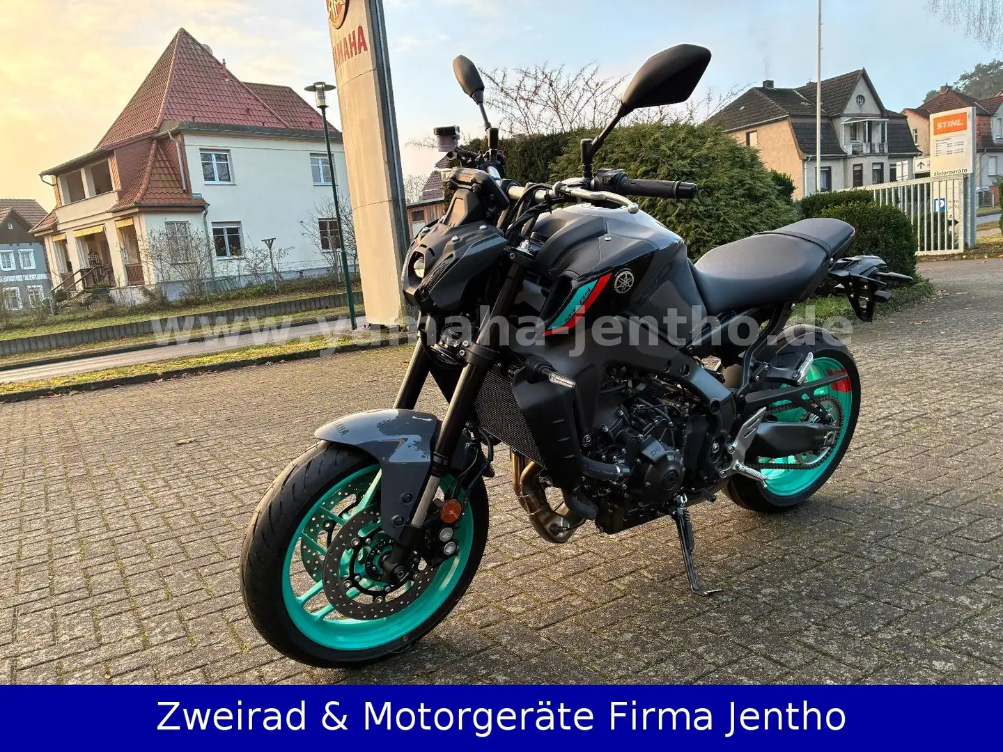 Yamaha MT-09 A2 48PS / 96PS Grijs - 2