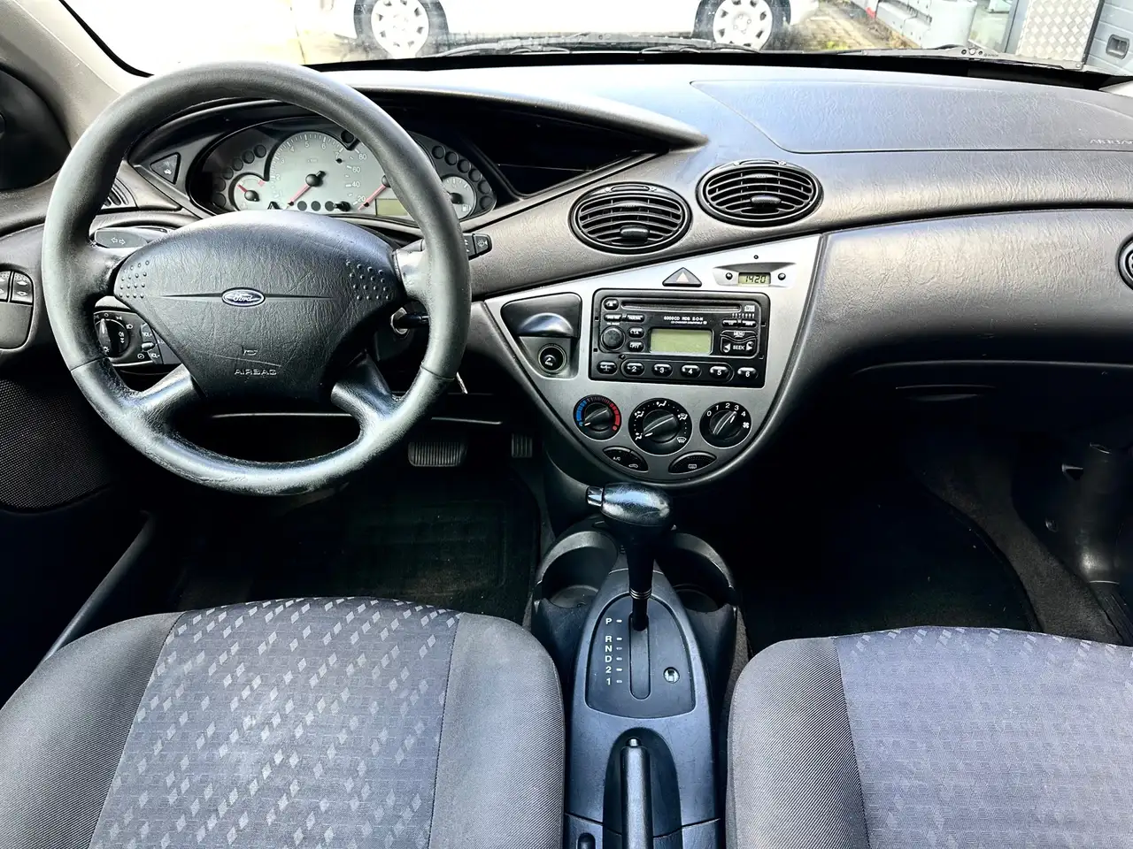 Ford Focus 1.6-16V Trend | Airco | Electr. ramen | Nieuwe APK, foto 8