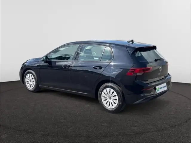 Volkswagen Golf view 3